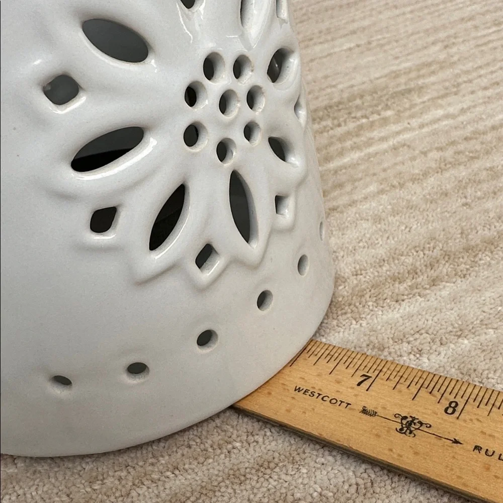 Ceramic White Lantern Flower Cutout Barrel Handle Candle Holder Insert